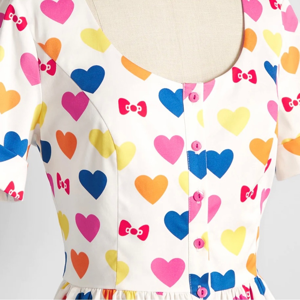 Hello Kitty Spring Dress 12 - Picture 3 of 5